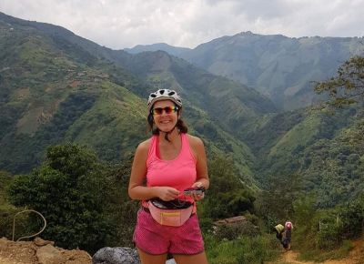 Debbie Vearnals  Cycling on the  tour with redspokes